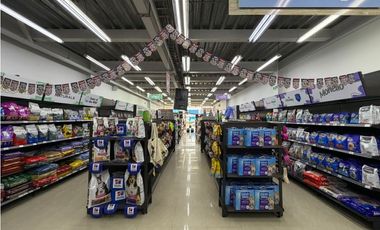 SE ARRIENDA LOCAL EN CEDRITOS 1.165m2