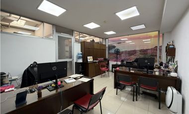 SE ARRIENDA LOCAL EN CEDRITOS 1.165m2