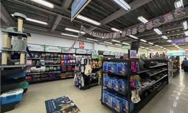 SE ARRIENDA LOCAL EN CEDRITOS 1.165m2