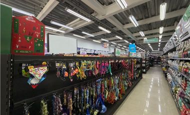 SE ARRIENDA LOCAL EN CEDRITOS 1.165m2