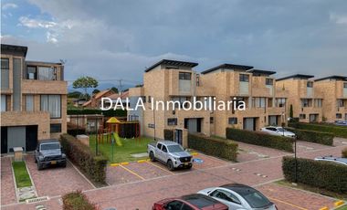 SE ARRIENDA CASA VDA LA BALSA EN CHA. INMOBILIARIAS CHA