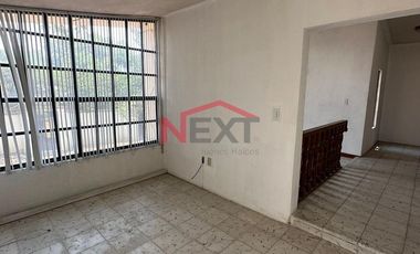 CASA CON 1,332M DE TERRENO EN CAPELLANIA VENTA