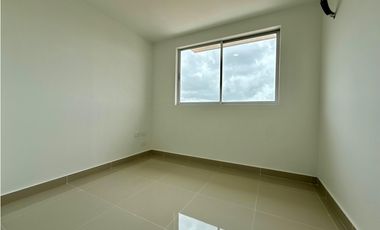APARTAMENTO NUEVO EN ALTOS DE LOS ROSALES CON VISTA A VEGETACION