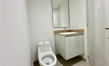 APARTAMENTO NUEVO EN ALTOS DE LOS ROSALES CON VISTA A VEGETACION