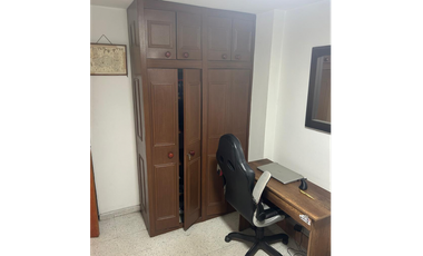 Vende-Permuta apartamento area 97 metros -Sta Maria-Itagui