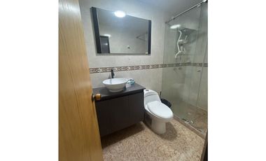 Vende-Permuta apartamento area 97 metros -Sta Maria-Itagui