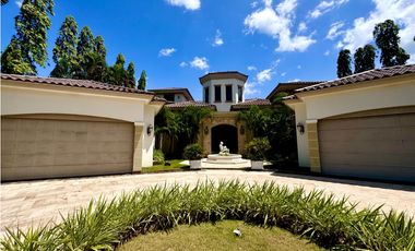 Venta de Casa en Residencial Balmoral, Costa del Este