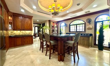 Venta de Casa en Residencial Balmoral, Costa del Este