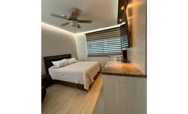 VENDO PH MAUI REMODELADO EN COSTA DEL ESTE