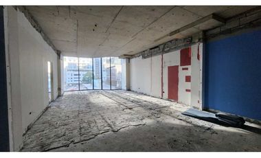 OFICINA EN OBARRIO  PLAZA OBARRIO 144M2 REMODELADA
