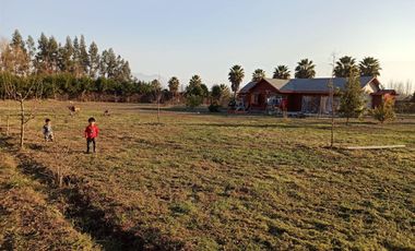 VENDO AMPLIA CASA-PARCELA EN LINDEROS