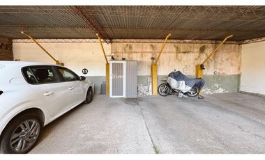 Venta Departamento 3 Dormitorios con Cochera Calle Laprida