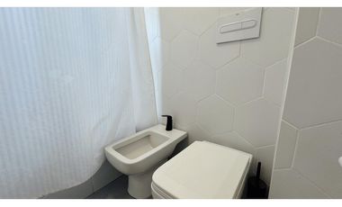 Venta Departamento 3 Dormitorios con Cochera Calle Laprida