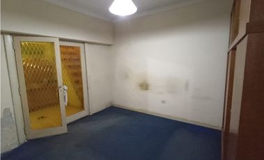 VENTA PH 3 AMBIENTES CON GARAJE apto local y acepta permuta