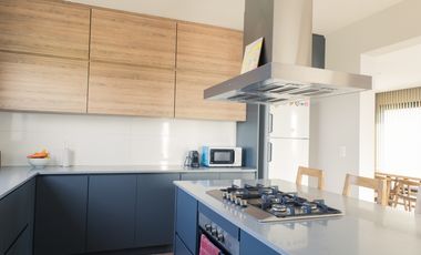 ALQUILER 24 MESES - Lujosa casa 4 ambientes - Arenas