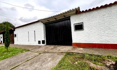 Se Vende Casa En Exclusivo Sector Del Refugio, Estrato 4