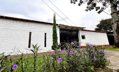 Se Vende Casa En Exclusivo Sector Del Refugio, Estrato 4
