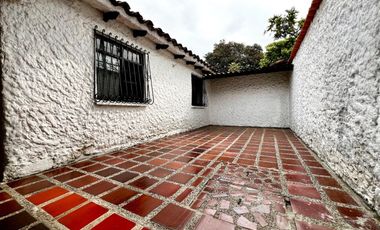 Se Vende Casa En Exclusivo Sector Del Refugio, Estrato 4