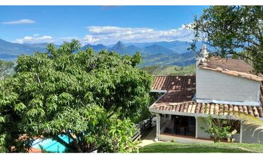 VENTA FINCA TITIRIBI ,SUROESTE ANTIOQUEÑO