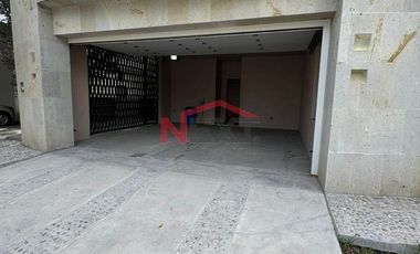 VENTA DE CASA EN EL RESIDENCIAL SAN ALBERTO