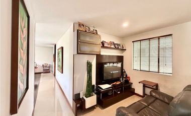 (JM) APARTAMENTO PARA LA VENTA EN CRISTALES- OESTE, CALI
