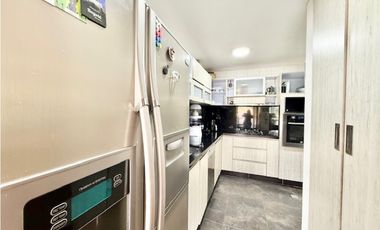 (JM) APARTAMENTO PARA LA VENTA EN CRISTALES- OESTE, CALI