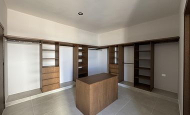 CASA CON ALBERCA Y HAB EN PB EN VENTA EN PLAYAS DEL CONCHAL