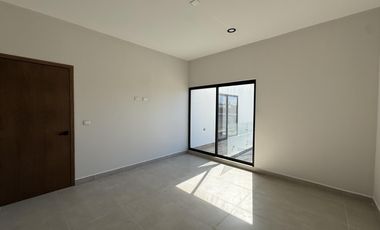 CASA CON ALBERCA Y HAB EN PB EN VENTA EN PLAYAS DEL CONCHAL