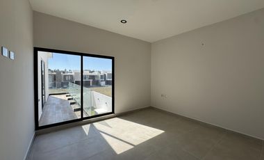 CASA CON ALBERCA Y HAB EN PB EN VENTA EN PLAYAS DEL CONCHAL