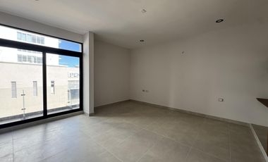 CASA CON ALBERCA Y HAB EN PB EN VENTA EN PLAYAS DEL CONCHAL