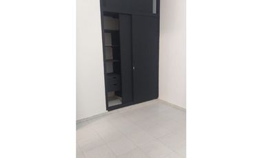 SE ARRIENDA  HERMOSA Y AMPLIA  CASA EN SAN ALONSO