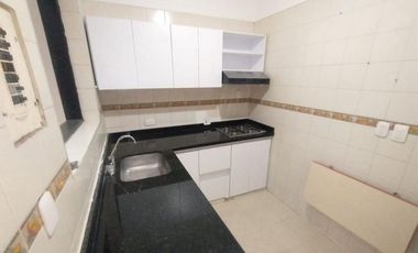 SE ARRIENDA  HERMOSA Y AMPLIA  CASA EN SAN ALONSO