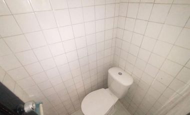 SE ARRIENDA  HERMOSA Y AMPLIA  CASA EN SAN ALONSO