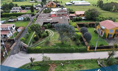 En Venta Majestuosa Casa Campestre en Tabio