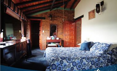 En Venta Majestuosa Casa Campestre en Tabio
