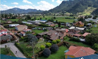 En Venta Majestuosa Casa Campestre en Tabio