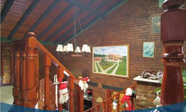 En Venta Majestuosa Casa Campestre en Tabio