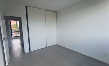 UP PILAR DUPLEX 3 AMB C/COCHERA A ESTRENAR-LAGOON