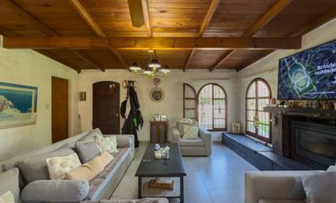 CASA EN VENTA EN VILLA ELISA