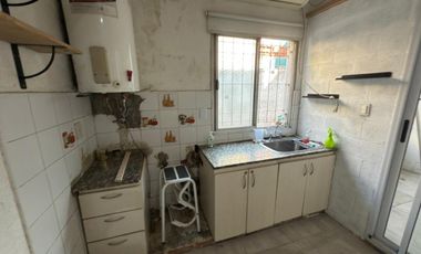 PH 3 ambientes con cochera y patio - en venta -