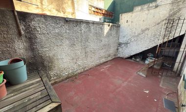 PH 3 ambientes con cochera y patio - en venta -