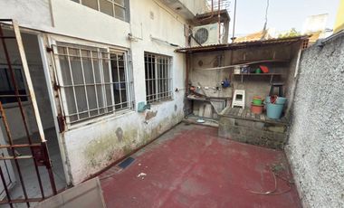 PH 3 ambientes con cochera y patio - en venta -