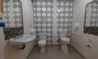 LOCAL COMERCIAL FRENTE A LA UNIVERSIDAD CATÓLICA