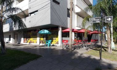 LOCAL COMERCIAL FRENTE A LA UNIVERSIDAD CATÓLICA
