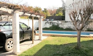Casa en Venta en Barrio Las Flores