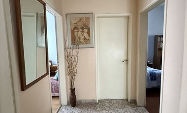 VENTA CASA 4 AMB CON JARDIN Y QUINCHO