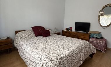 VENTA CASA 4 AMB CON JARDIN Y QUINCHO