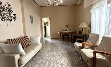 VENTA CASA 4 AMB CON JARDIN Y QUINCHO