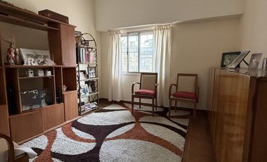 VENTA CASA 4 AMB CON JARDIN Y QUINCHO