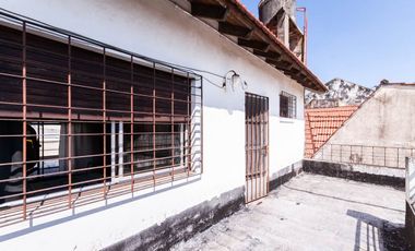VENTA Casa 3/4 amb con fondo libre y cochera